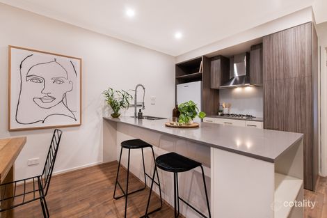 Property photo of 19 Grenaroff Walk Lyndhurst VIC 3975