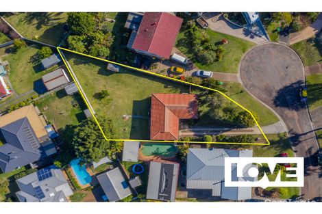 Property photo of 10 Welwyn Close Buttaba NSW 2283