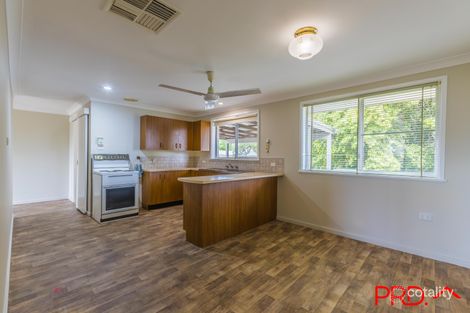 Property photo of 8 Dandaloo Street Hillvue NSW 2340