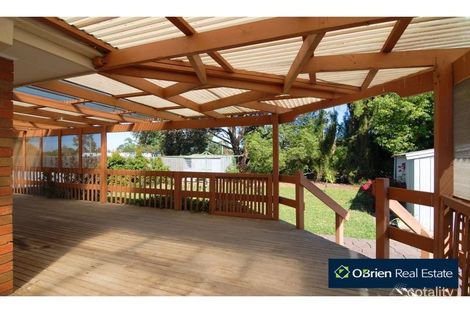 Property photo of 15 Gordonia Crescent Narre Warren VIC 3805