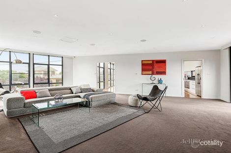 Property photo of 2 Derry Street Aberfeldie VIC 3040