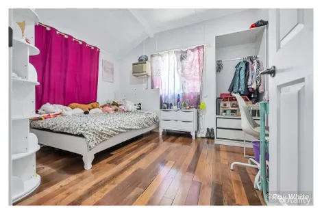 Property photo of 8 Hamilton Avenue Wandal QLD 4700