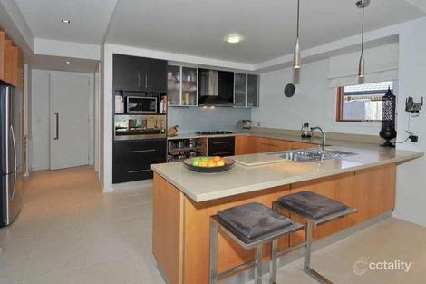 Property photo of 5 Upton Drive Hillside VIC 3037