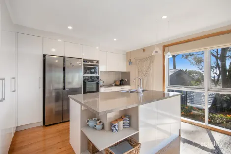 Property photo of 4 Northview Drive Bateau Bay NSW 2261