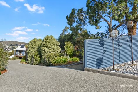 Property photo of 10 Radiata Drive Lindisfarne TAS 7015