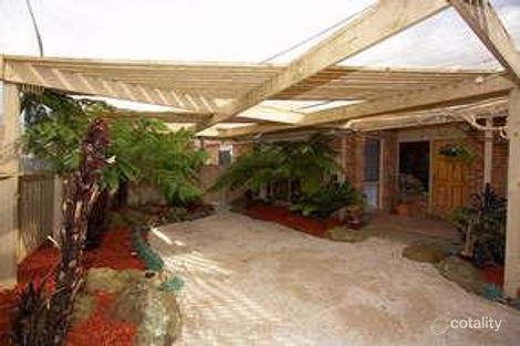 Property photo of 8 St Andrews Drive Werribee VIC 3030