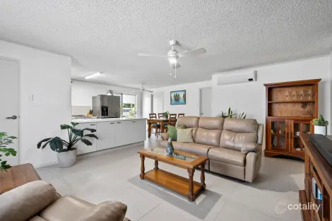 Property photo of 1/32 Suncoast Beach Drive Mount Coolum QLD 4573