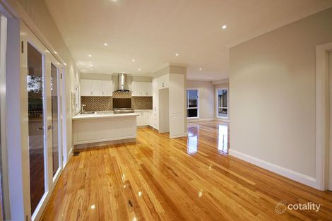 Property photo of 1 Glenauburn Road Lower Plenty VIC 3093