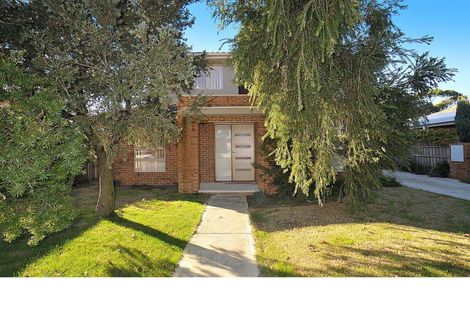 Property photo of 1/17 Tyner Road Wantirna South VIC 3152