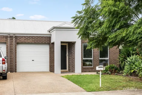 16A GORDON TCE, MORPHETTVILLE, SA 5043