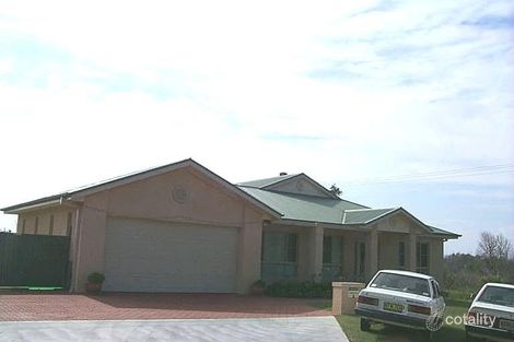 1 Waianbar Ave, South West Rocks, NSW 2431