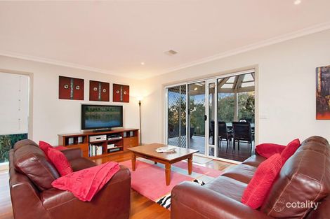 Property photo of 10 Nightingale Close Donvale VIC 3111