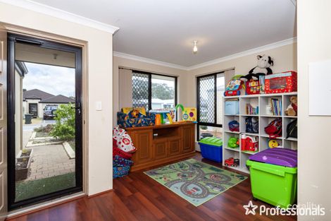 Property photo of 7 Tigereye Avenue Byford WA 6122