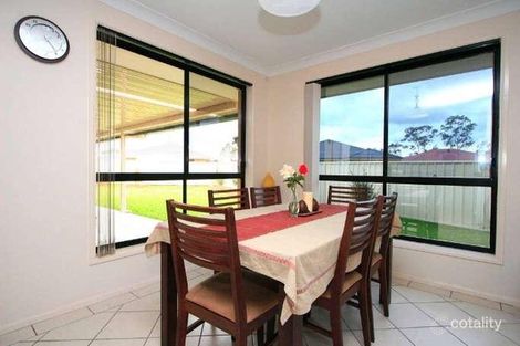 Property photo of 8 Dominic Cove Rutherford NSW 2320