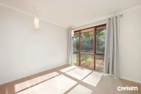 Property photo of 9 Lawrence Crescent Kambah ACT 2902