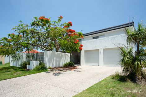 2/8 Samarai Ave, Runaway Bay, QLD 4216