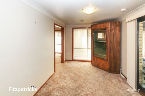 Property photo of 22 Pinaroo Drive Glenfield Park NSW 2650
