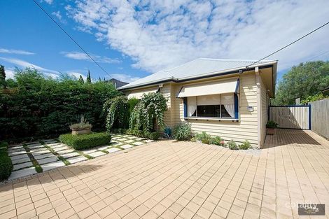 17 Derham St, Spotswood, VIC 3015