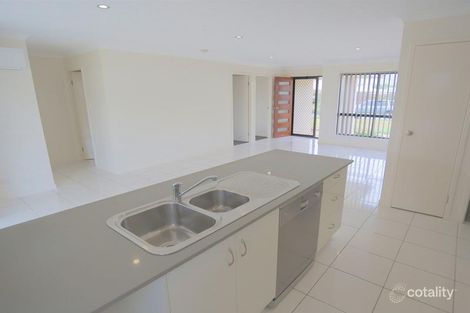 Property photo of 38 Outrigger Drive Mulambin QLD 4703