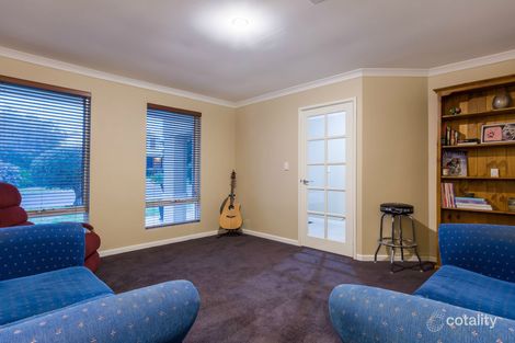 Property photo of 4 Winston Way Madeley WA 6065