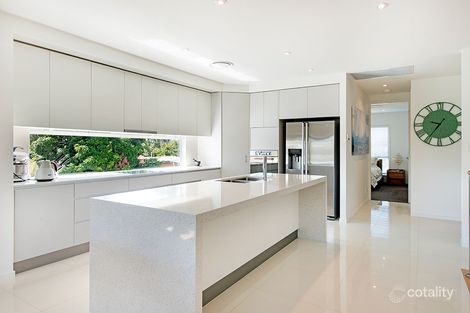 Property photo of 52A Milton Avenue Paradise Point QLD 4216