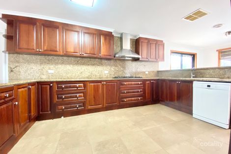 Property photo of 12 Fink Court Hoppers Crossing VIC 3029