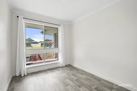 Property photo of 5 Pavo Close Rockingham WA 6168