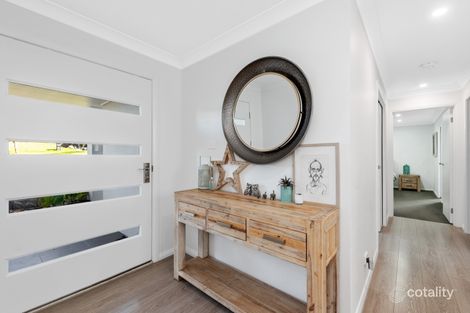 Property photo of 1 Standing Avenue Cameron Park NSW 2285