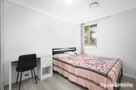 Property photo of 10 Lucena Crescent Lethbridge Park NSW 2770