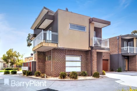 Property photo of 5/1 Dargi Green Caroline Springs VIC 3023