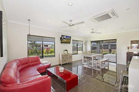 Property photo of 21 Gundabluey Crescent Mount Low QLD 4818