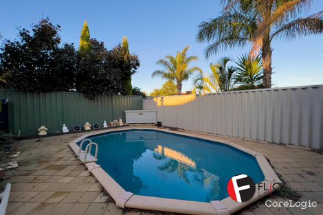 Property photo of 4 Tussock Elbow Banksia Grove WA 6031