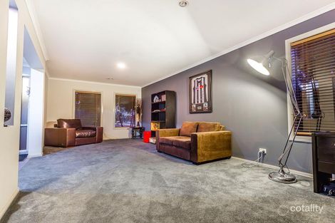 Property photo of 1 Tuscorora Green Craigieburn VIC 3064