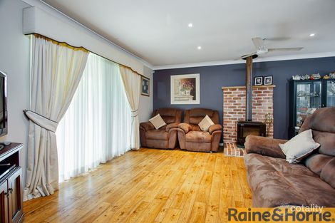 Property photo of 8 Heather Place Wilberforce NSW 2756