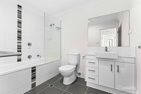 Property photo of 34/3 Broadleaf Parade Redbank QLD 4301