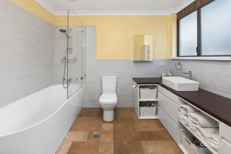 Property photo of 41 Seventh Avenue Katoomba NSW 2780