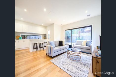 Property photo of 1/16 Manuka Road Berwick VIC 3806