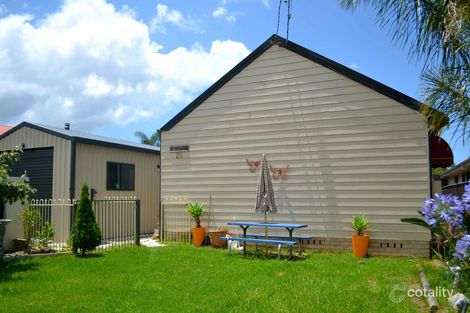 Property photo of 28 John Street Basin View NSW 2540