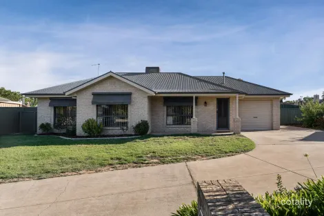 1/8 Hall Ct, Howlong, NSW 2643