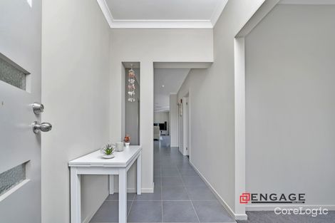 Property photo of 10 Agave Street Tarneit VIC 3029