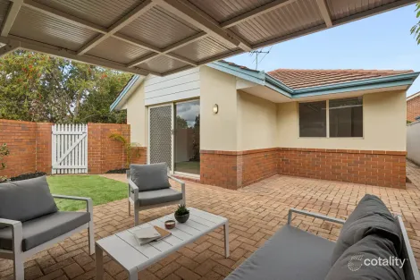 1/15 PITT ST, ST JAMES, WA 6102