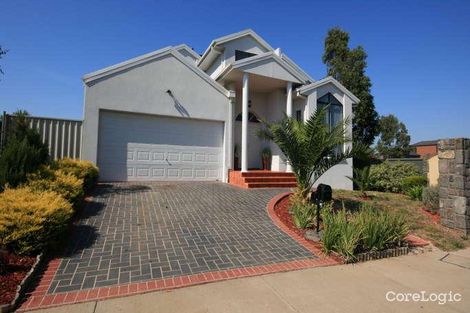 Property photo of 2 Hughes Avenue Caroline Springs VIC 3023