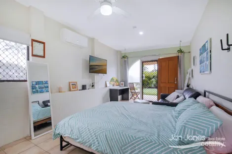 Property photo of 31 Stratford Street Kippa-Ring QLD 4021