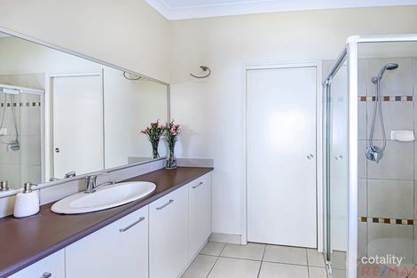 Property photo of 8 Kurrajong Crescent Meridan Plains QLD 4551