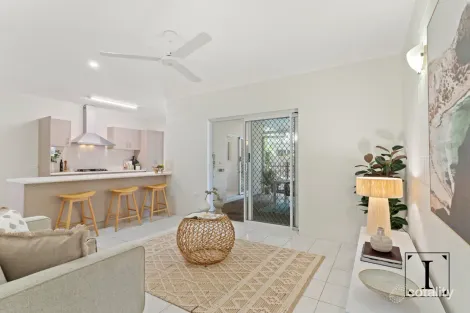 Property photo of 2 Bligh Close Clifton Beach QLD 4879