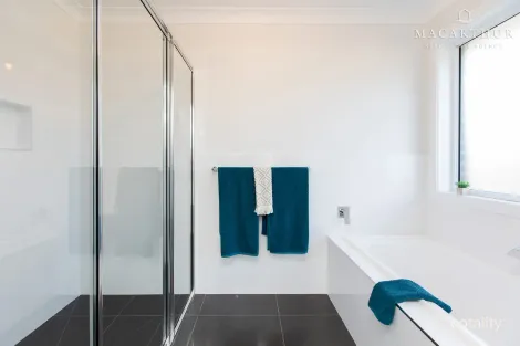 Property photo of 49 Paradise Drive Gobbagombalin NSW 2650