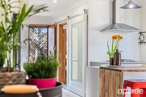Property photo of 4 Macindoe Place Latham ACT 2615
