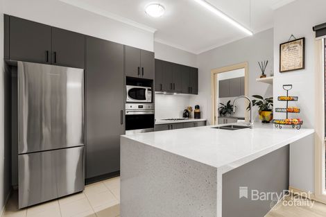 Property photo of 3 Redbark Hill Circuit South Morang VIC 3752