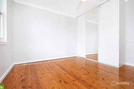 Property photo of 2/4 Grafton Avenue Figtree NSW 2525
