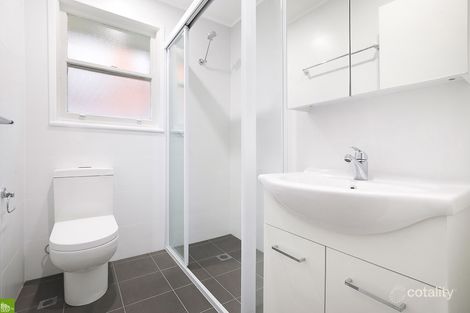 Property photo of 2/4 Grafton Avenue Figtree NSW 2525
